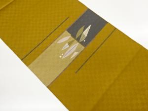 変わり横段に枝・葉模様織出し名古屋帯